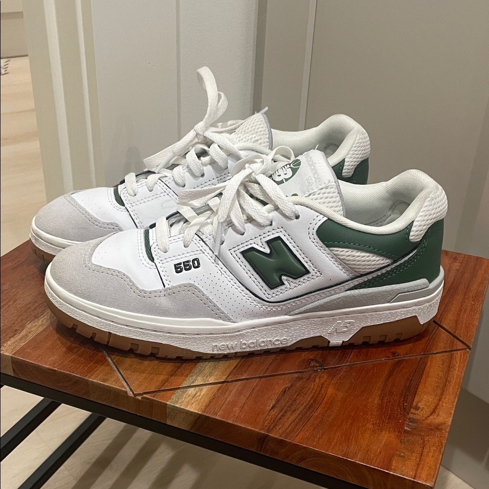 New Balance 550